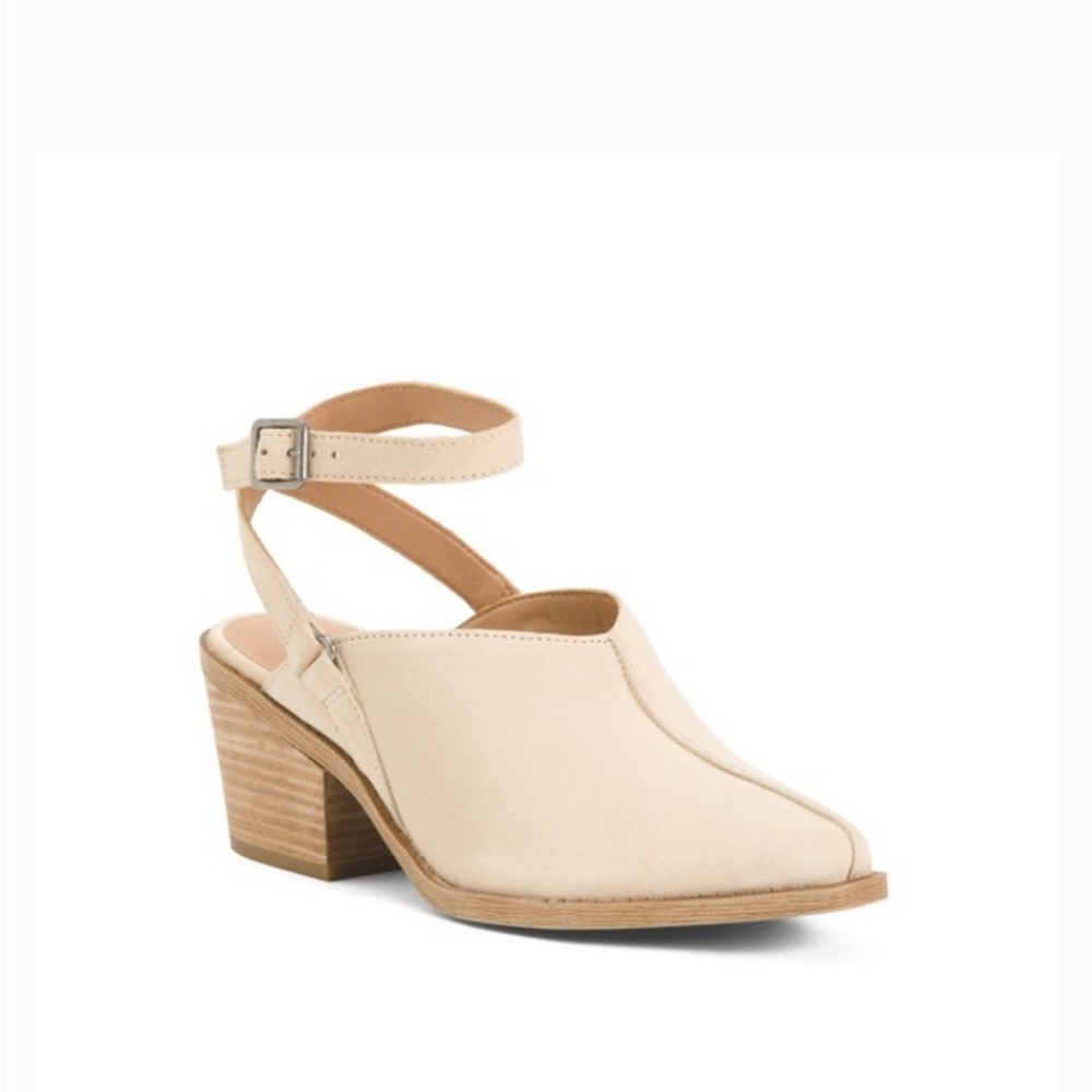 Lucky Brand Women's Winola Ankle Strap vanilla color oiled suede shooties 9.5
#9